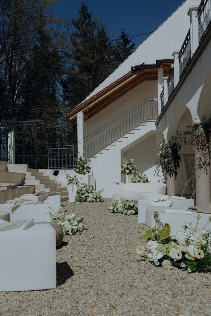 Hofgut Sickertshofen - Heirat in Bayern mit Emma Weddings, München