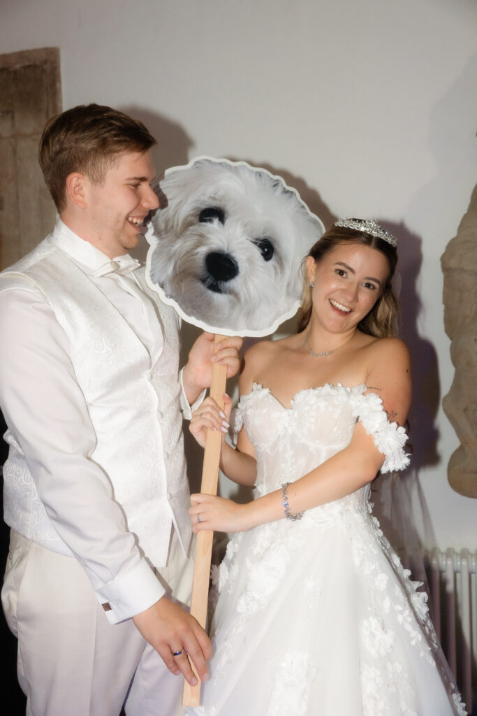 persönliche Schlosshochzeit mit modernem Hochzeitskonzept - Hochzeitslocation Schloss Hemhofen